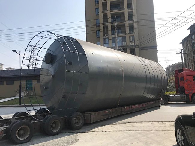 影响钢衬塑料储罐使用寿命的因素主要有以下几个方面